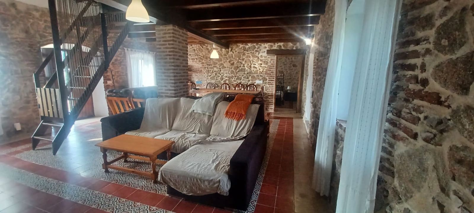 4 sypialnia Finka/Dom wiejski na sprzedaż w Cazalla de la Sierra z garażem - 299 900 € (Ref: 10175567)