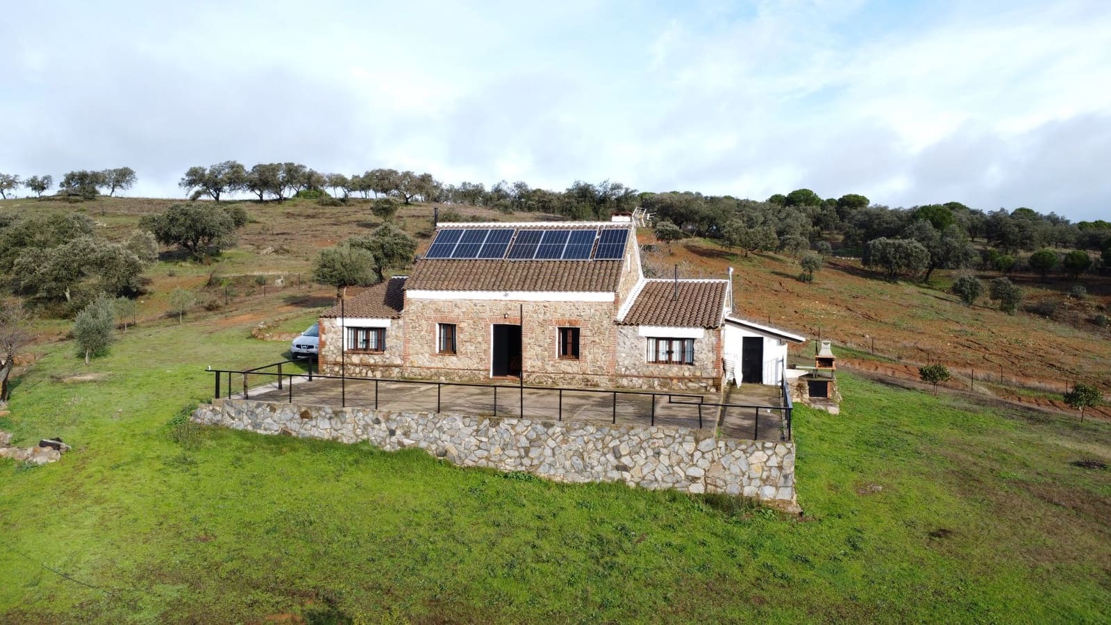 4 sypialnia Finka/Dom wiejski na sprzedaż w Cazalla de la Sierra z garażem - 299 900 € (Ref: 10175567)