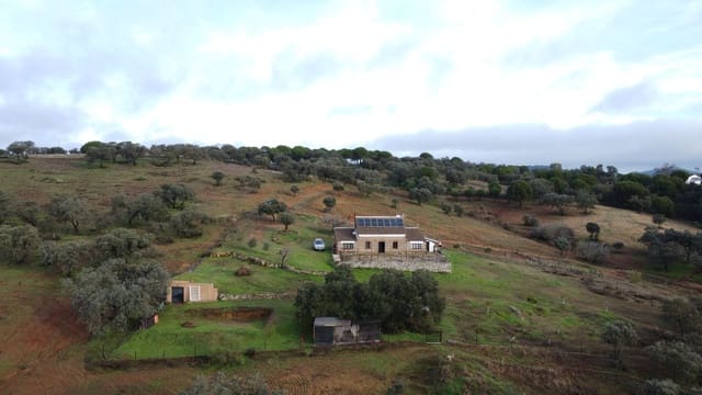 4 sypialnia Finka/Dom wiejski na sprzedaż w Cazalla de la Sierra z garażem - 299 900 € (Ref: 10175567)