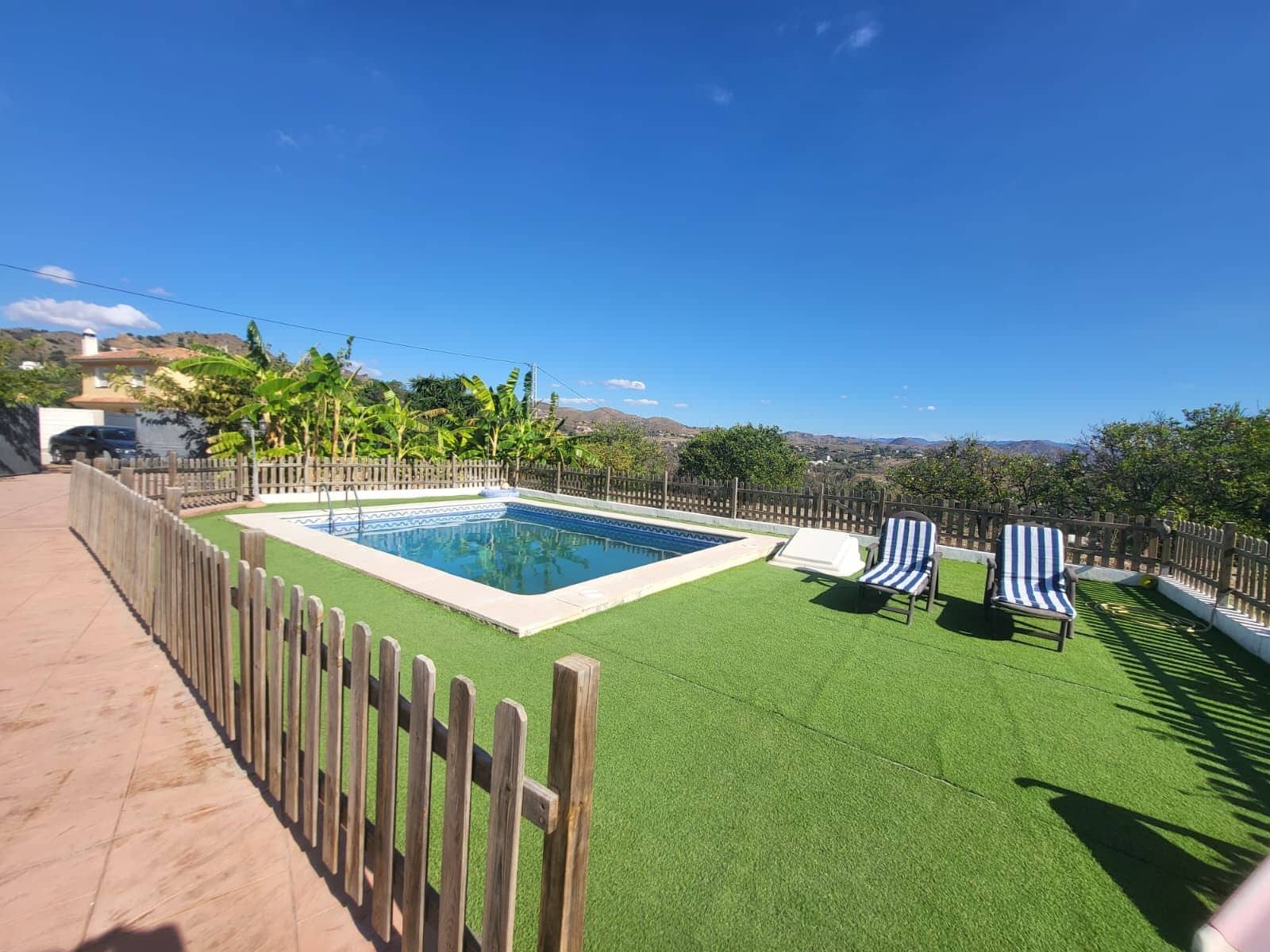 Chalet de 4 habitaciones en Cártama en venta con piscina garaje - 465.000 € (Ref: 10175573)