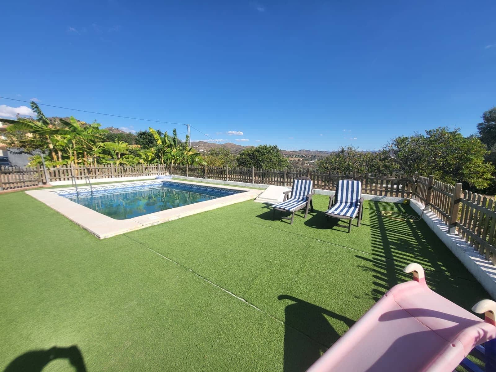 Chalet de 4 habitaciones en Cártama en venta con piscina garaje - 465.000 € (Ref: 10175573)