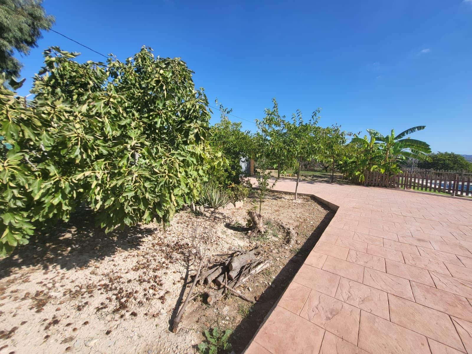 Chalet de 4 habitaciones en Cártama en venta con piscina garaje - 465.000 € (Ref: 10175573)