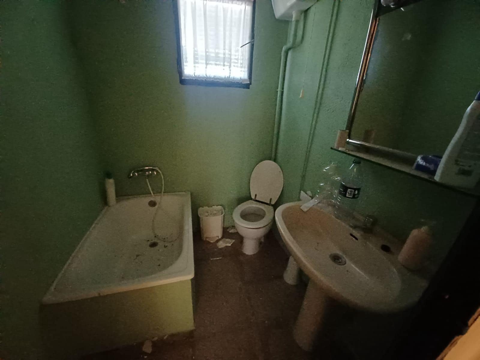 3 soverom Finca/Herregård til salgs i Guillena med svømmebasseng garasje - € 104 000 (Ref: 8935664)