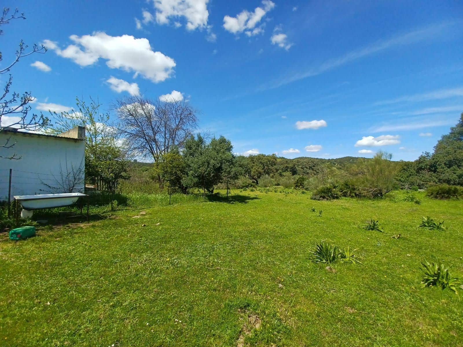 3 soverom Finca/Herregård til salgs i Guillena med svømmebasseng garasje - € 104 000 (Ref: 8935664)