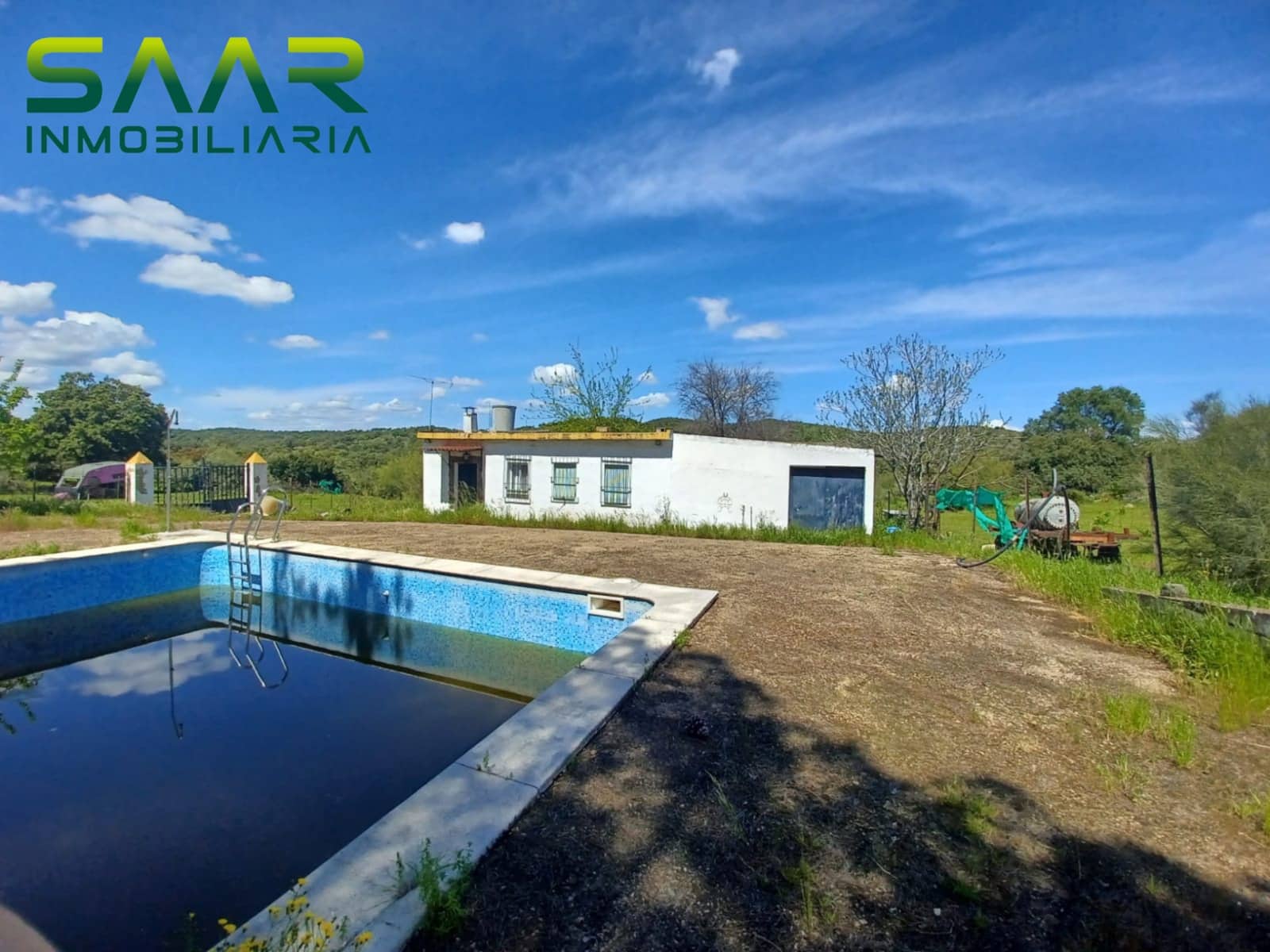 3 soverom Finca/Herregård til salgs i Guillena med svømmebasseng garasje - € 104 000 (Ref: 8935664)