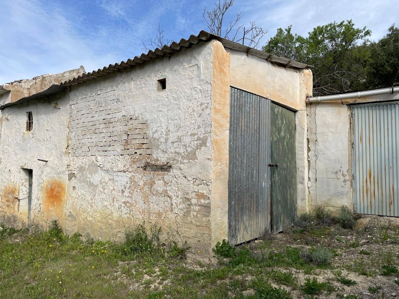 Finca/Country House for sale in Algarinejo - € 39,000 (Ref: 8948522)