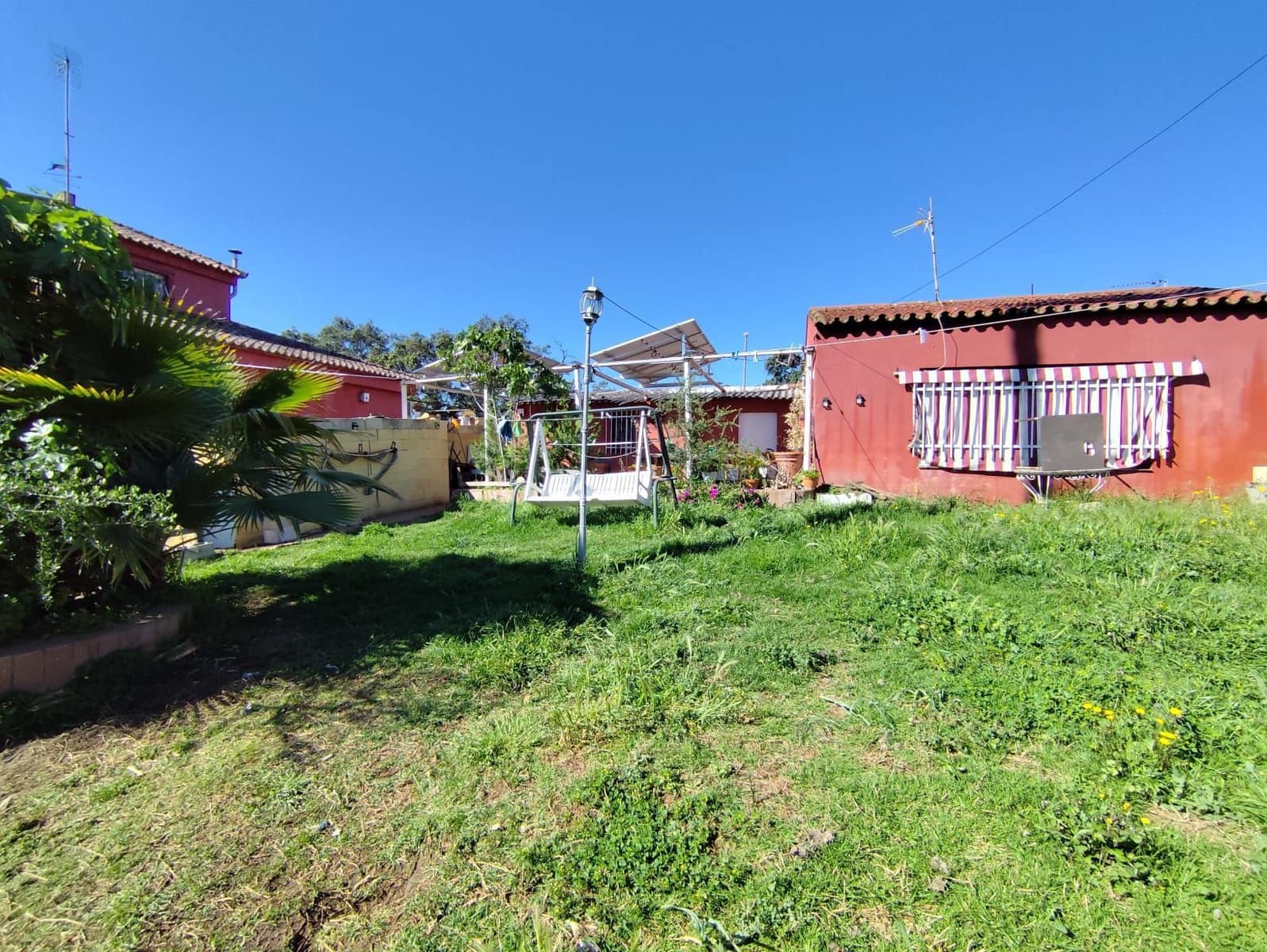 4 soveværelse Villa til salg i El Castillo de las Guardas med swimmingpool garage - € 250.000 (Ref: 9134006)