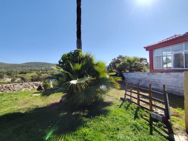 4 bedroom Villa for sale in El Castillo de las Guardas with pool garage - € 250,000 (Ref: 9134006)