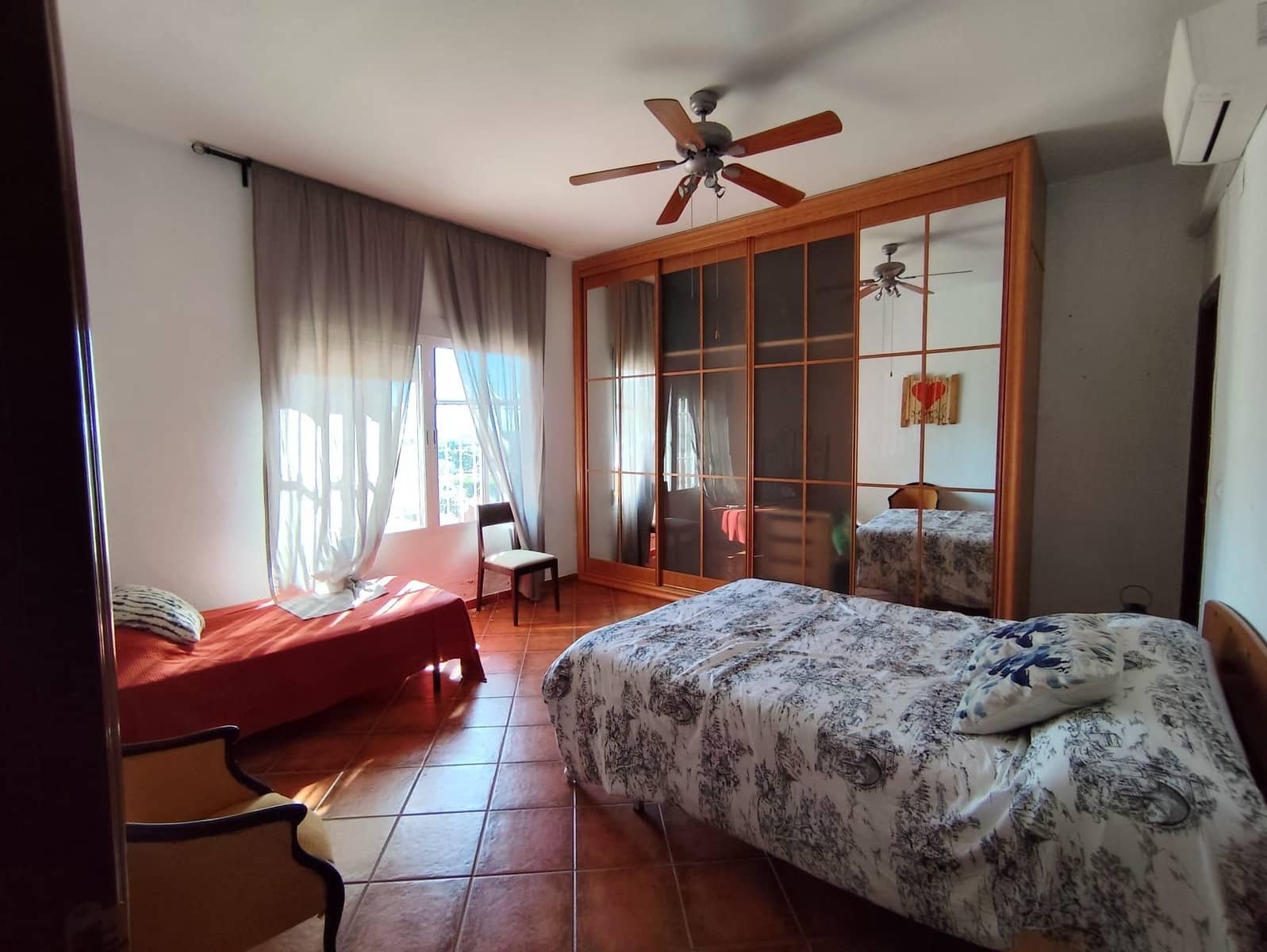 4 soveværelse Villa til salg i El Castillo de las Guardas med swimmingpool garage - € 250.000 (Ref: 9134006)