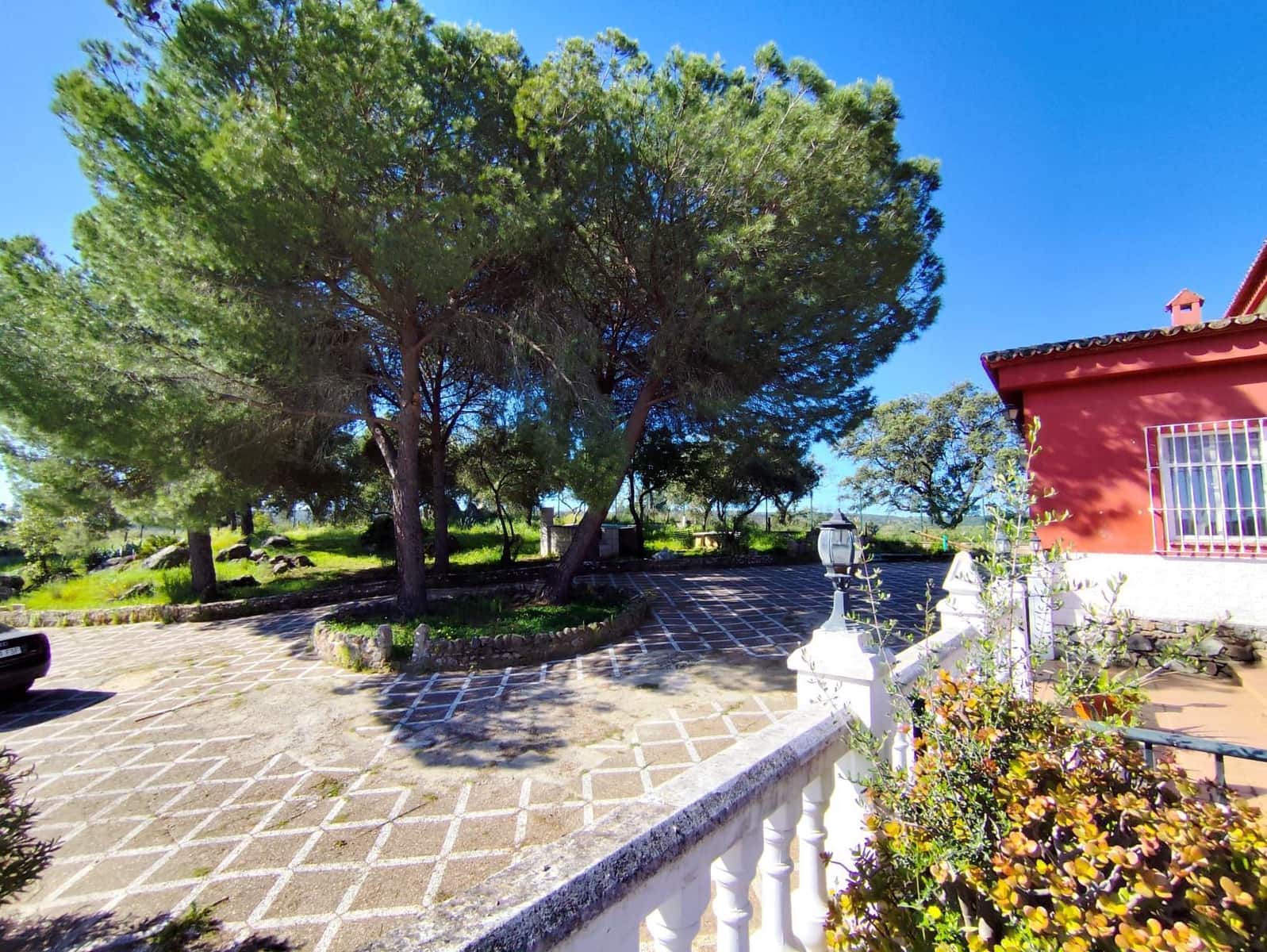 4 soveværelse Villa til salg i El Castillo de las Guardas med swimmingpool garage - € 250.000 (Ref: 9134006)