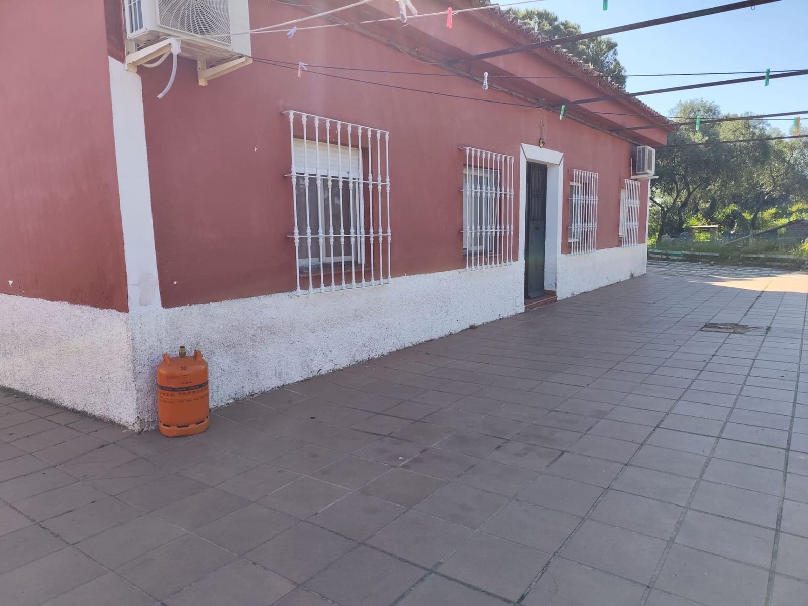 4 soveværelse Villa til salg i El Castillo de las Guardas med swimmingpool garage - € 250.000 (Ref: 9134006)