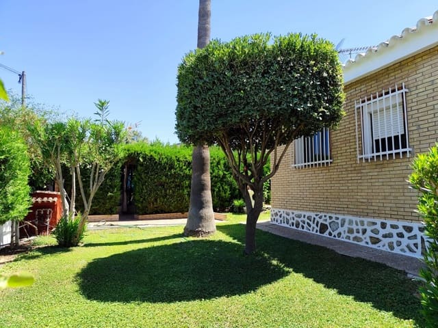 3 bedroom Villa for sale in Las Pajanosas, Guillena - € 211,000 (Ref: 9142626)