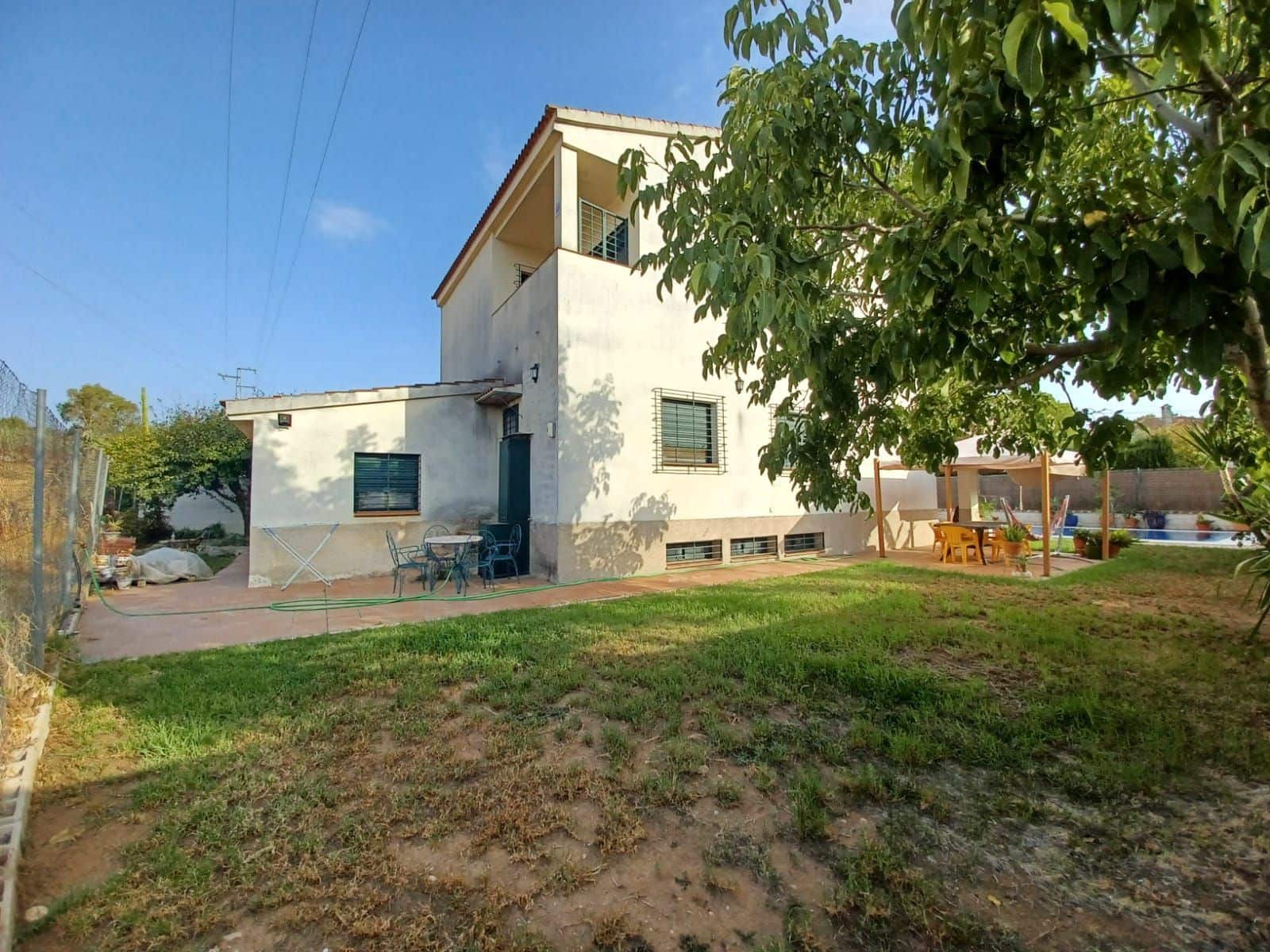 4 soveværelse Villa til salg i Castilblanco de los Arroyos med swimmingpool garage - € 280.000 (Ref: 9254708)