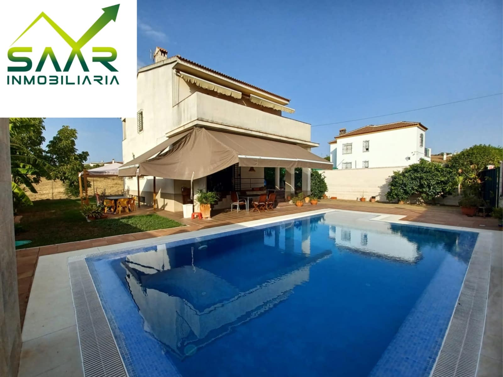 4 soveværelse Villa til salg i Castilblanco de los Arroyos med swimmingpool garage - € 280.000 (Ref: 9254708)