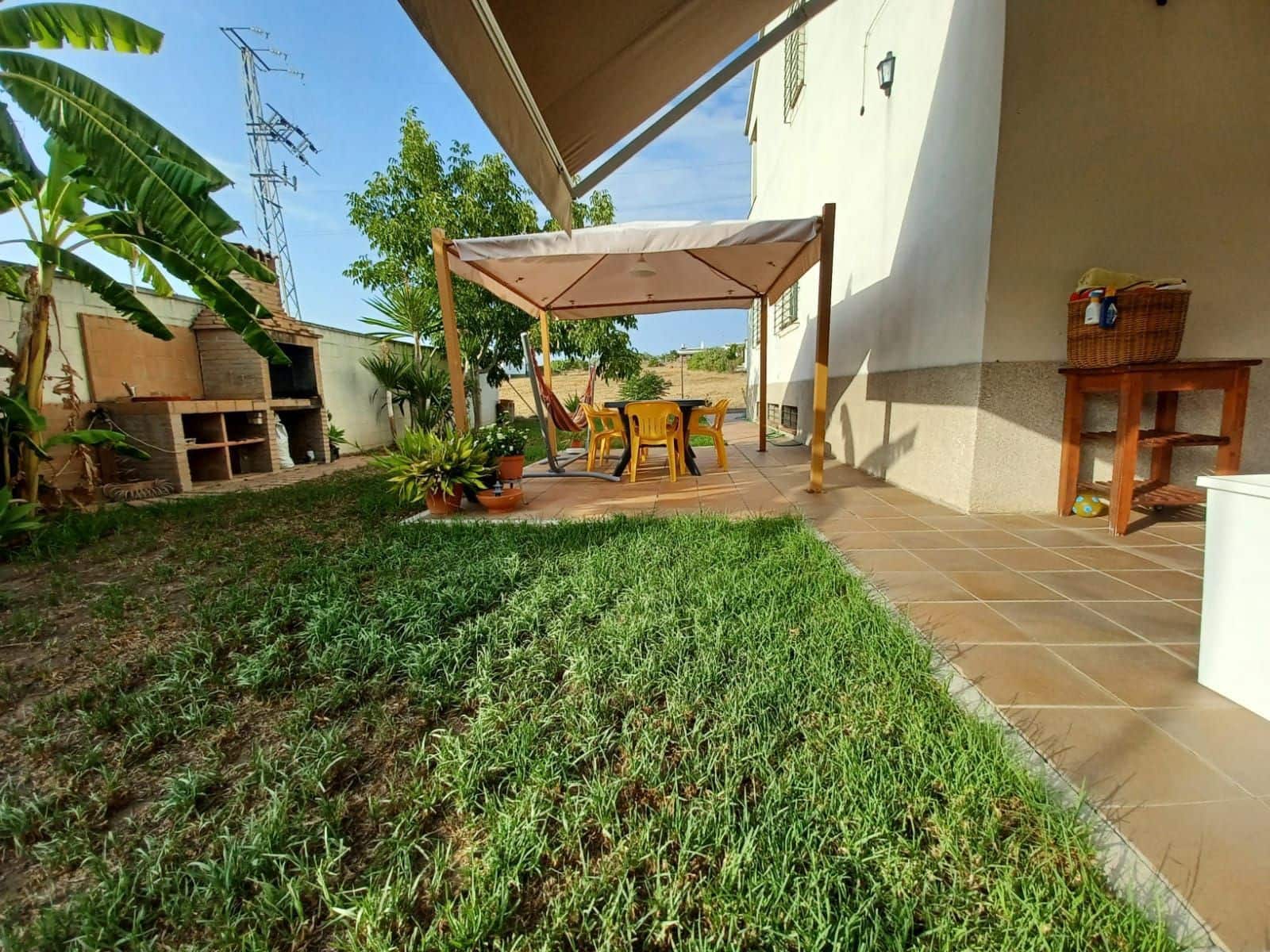 4 soveværelse Villa til salg i Castilblanco de los Arroyos med swimmingpool garage - € 280.000 (Ref: 9254708)