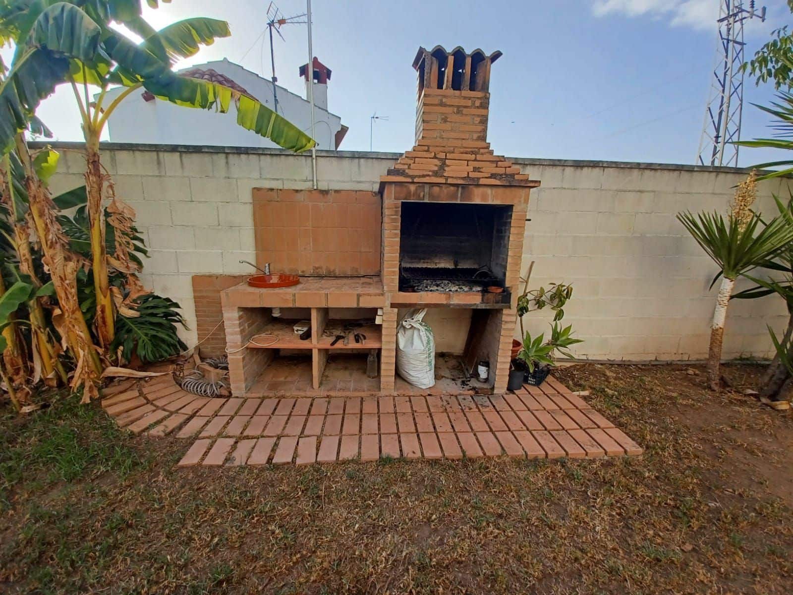 4 soveværelse Villa til salg i Castilblanco de los Arroyos med swimmingpool garage - € 280.000 (Ref: 9254708)