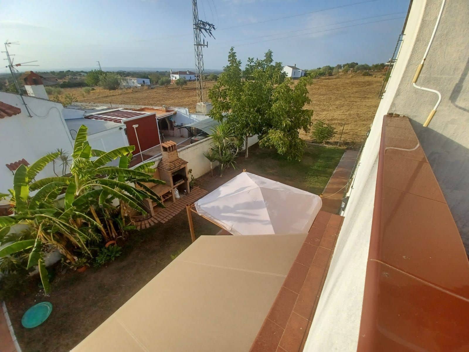 4 soveværelse Villa til salg i Castilblanco de los Arroyos med swimmingpool garage - € 280.000 (Ref: 9254708)