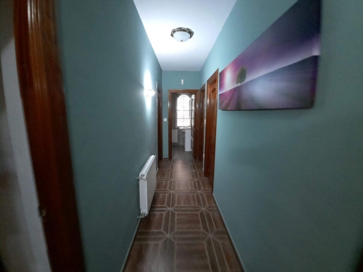 5 sypialnia Willa na sprzedaż w Moclin z basenem garażem - 450 000 € (Ref: 9385114)