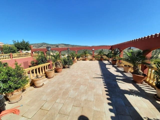 5 soverom Villa til salgs i Moclín med svømmebasseng garasje - € 450 000 (Ref: 9385114)