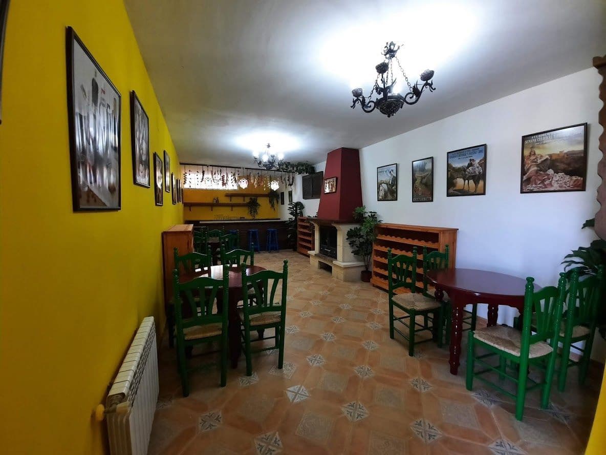 10 soveværelse Villa til salg i Moclin - € 600.000 (Ref: 9385115)