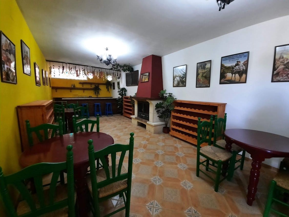 10 soveværelse Villa til salg i Moclin - € 600.000 (Ref: 9385115)