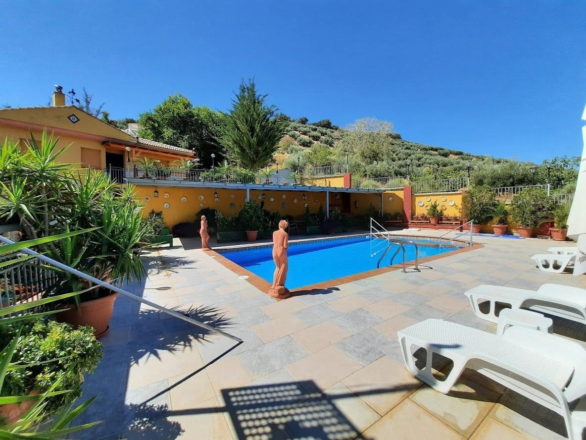 10 soveværelse Villa til salg i Moclin - € 600.000 (Ref: 9385115)