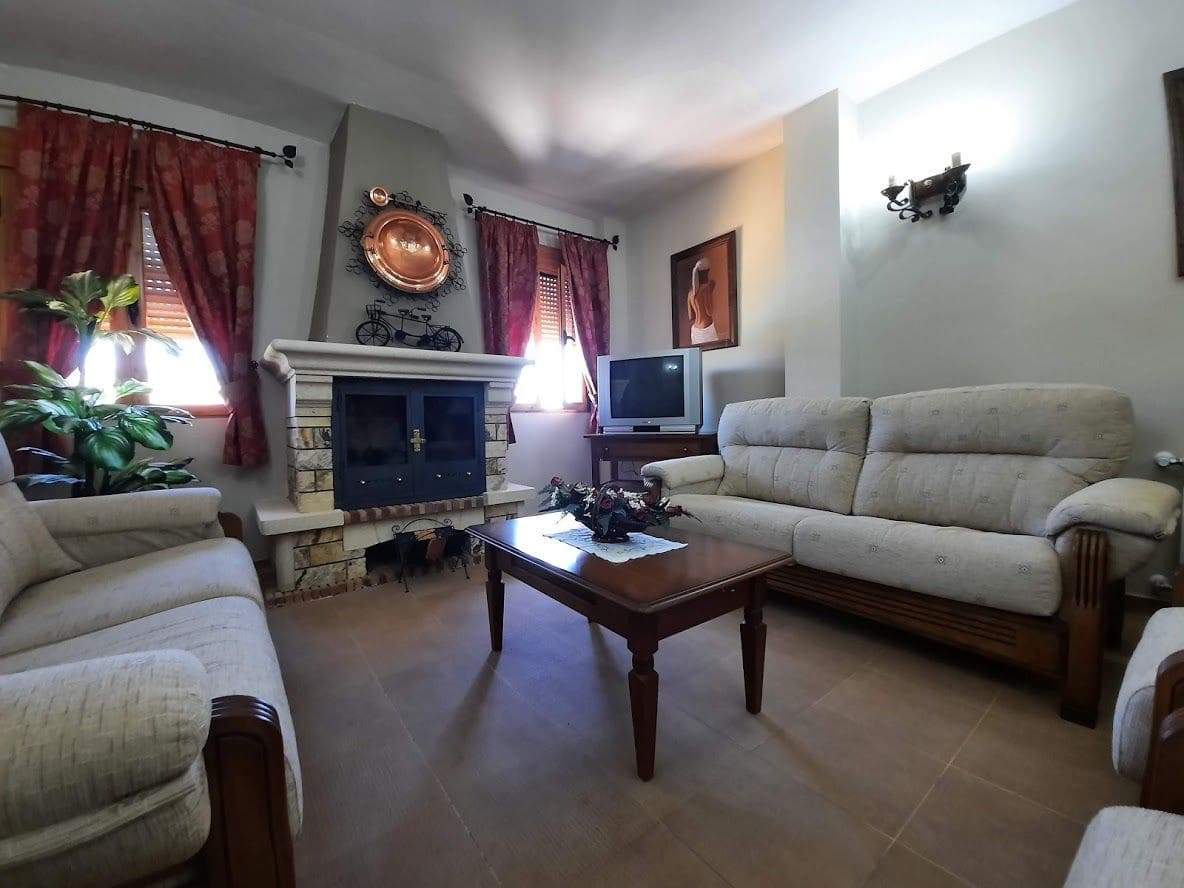 10 soveværelse Villa til salg i Moclin - € 600.000 (Ref: 9385115)