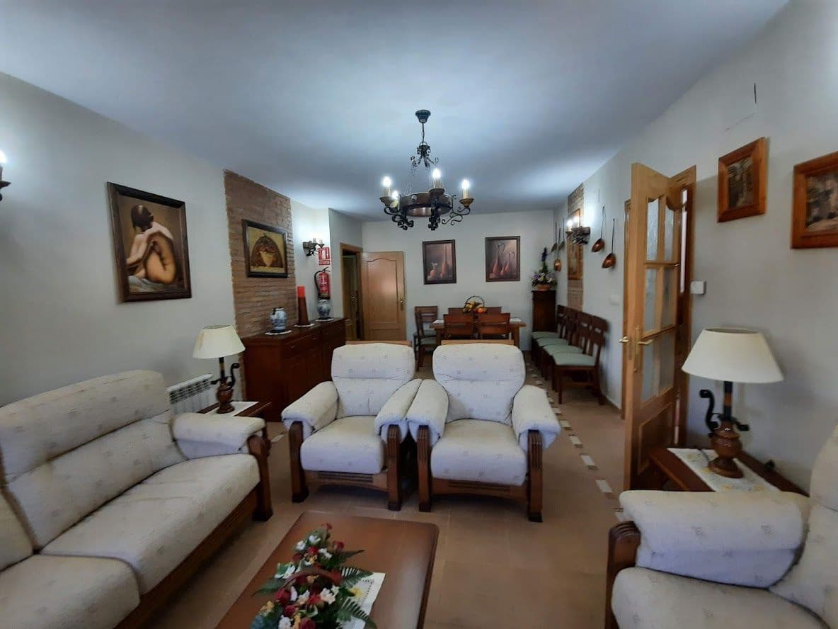 10 soveværelse Villa til salg i Moclin - € 600.000 (Ref: 9385115)