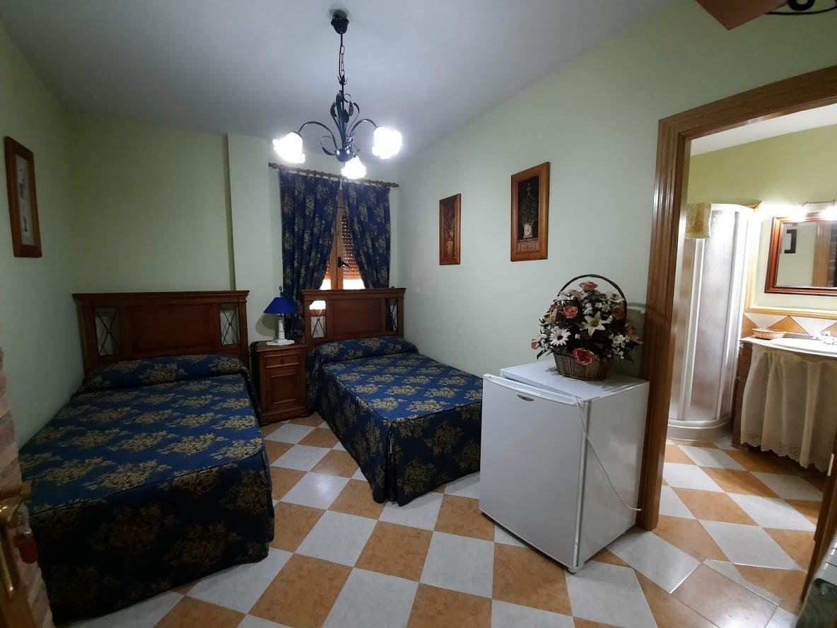 10 soveværelse Villa til salg i Moclin - € 600.000 (Ref: 9385115)