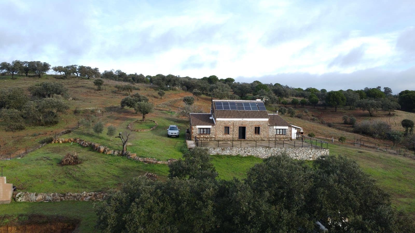 4 makuuhuone Maalaistalo myytävänä paikassa Cazalla de la Sierra mukana 
autotalli - 350 000 € (Ref: 9518453)