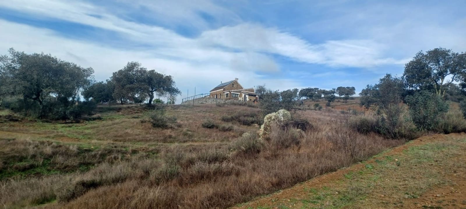 4 makuuhuone Maalaistalo myytävänä paikassa Cazalla de la Sierra mukana 
autotalli - 350 000 € (Ref: 9518453)