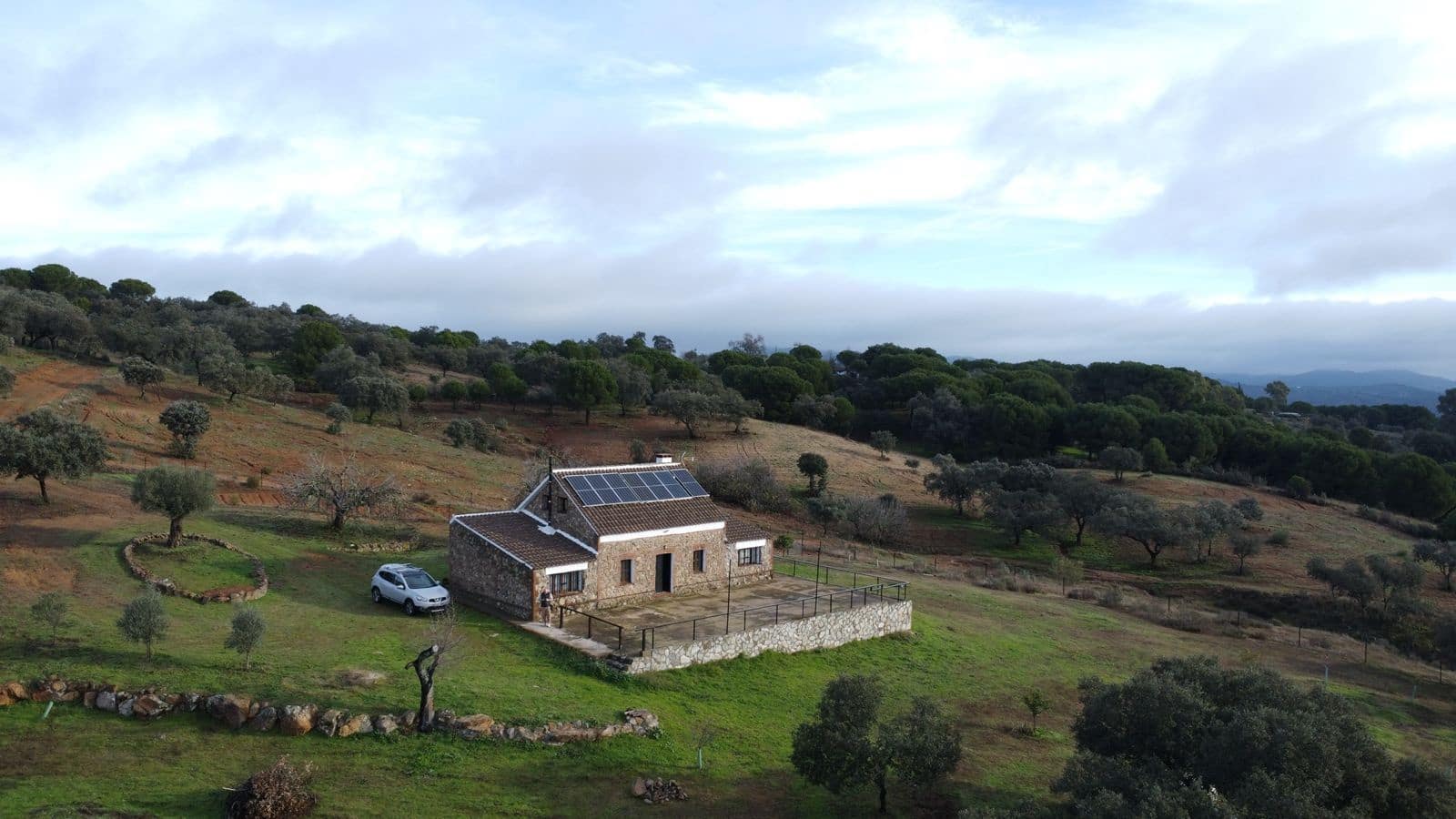 4 makuuhuone Maalaistalo myytävänä paikassa Cazalla de la Sierra mukana 
autotalli - 350 000 € (Ref: 9518453)