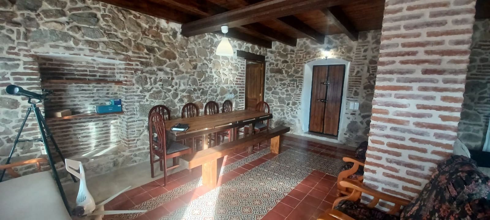 4 makuuhuone Maalaistalo myytävänä paikassa Cazalla de la Sierra mukana 
autotalli - 350 000 € (Ref: 9518453)