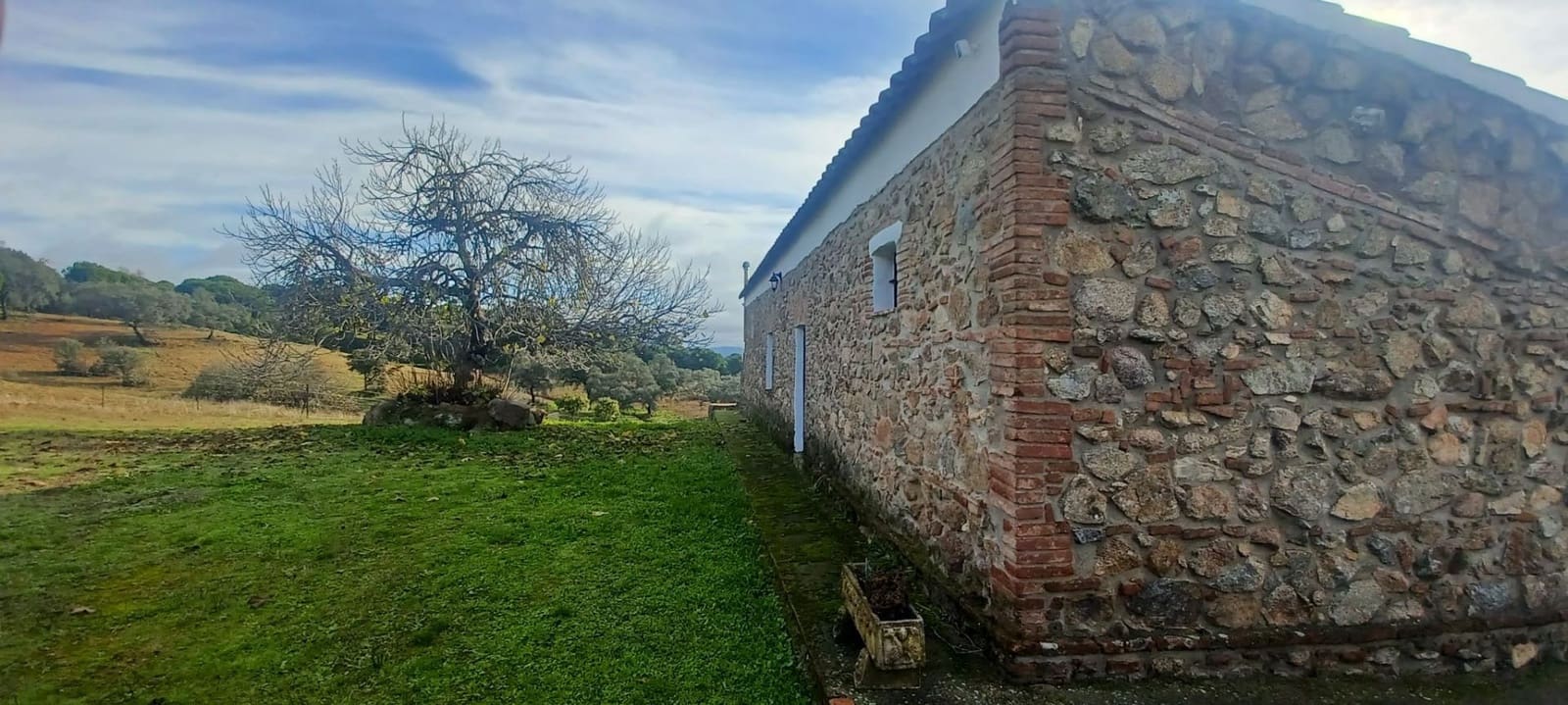 4 makuuhuone Maalaistalo myytävänä paikassa Cazalla de la Sierra mukana 
autotalli - 350 000 € (Ref: 9518453)