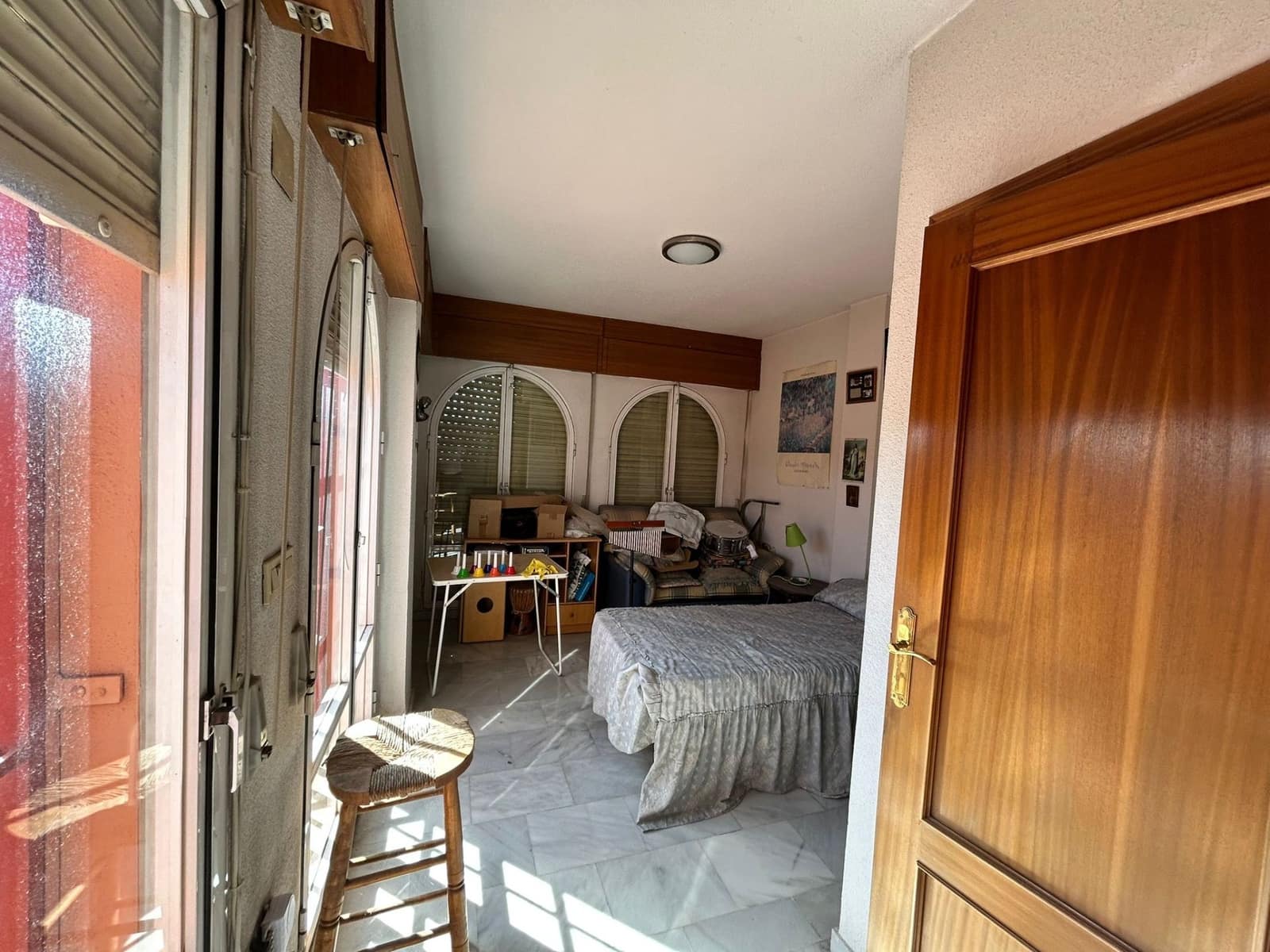 4 slaapkamer Halfvrijstaande villa te koop in Granada stad met garage - € 360.000 (Ref: 9861523)