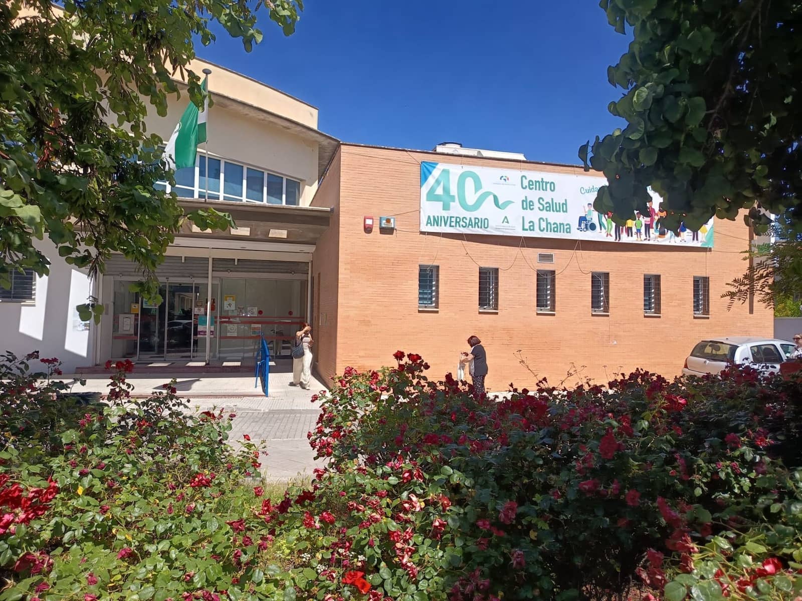 4 slaapkamer Halfvrijstaande villa te koop in Granada stad met garage - € 360.000 (Ref: 9861523)