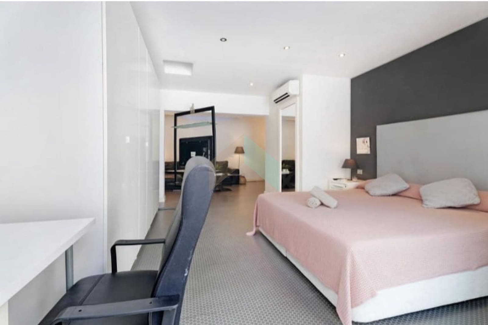 Studio te koop in Costa del Silencio met zwembad garage - € 231.250 (Ref: 8927278)