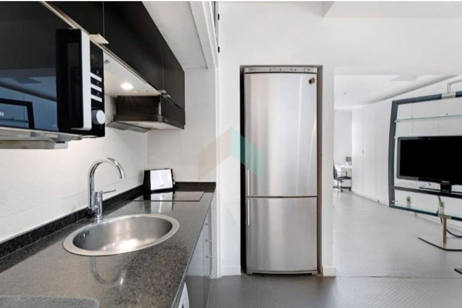 Studio te koop in Costa del Silencio met zwembad garage - € 231.250 (Ref: 8927278)