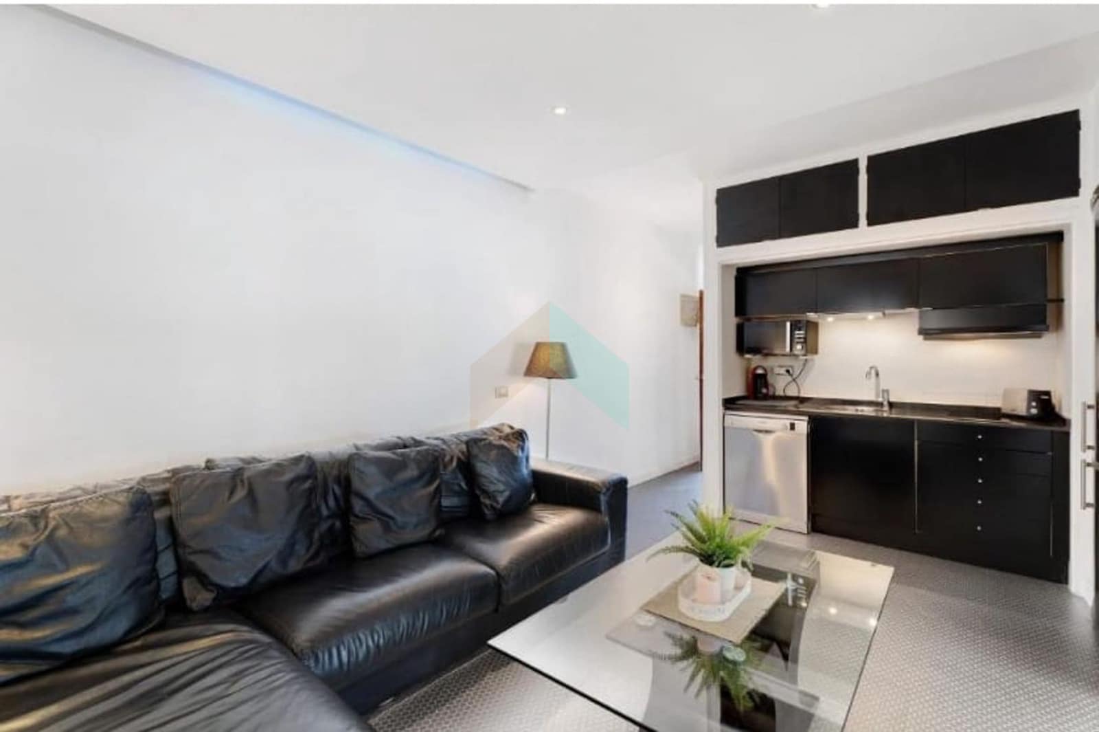 Studio te koop in Costa del Silencio met zwembad garage - € 231.250 (Ref: 8927278)