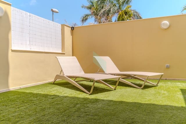 5 Zimmer Villa zu verkaufen in Playa de Fañabé Alto, Adeje mit Pool Garage - 680.000 € (Ref: 9050743)