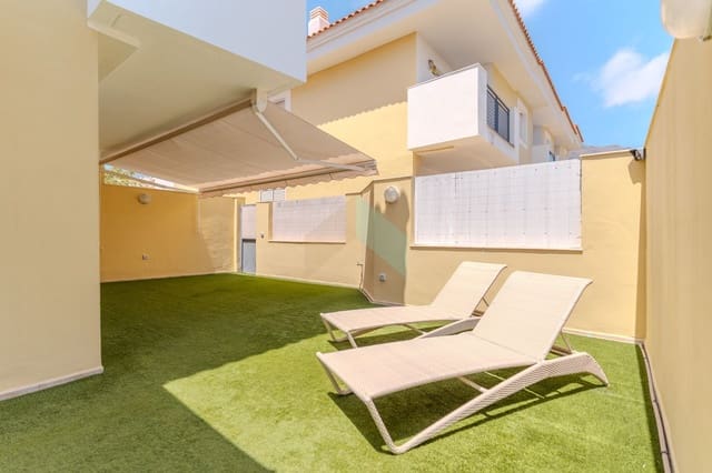 5 Zimmer Villa zu verkaufen in Playa de Fañabé Alto, Adeje mit Pool Garage - 680.000 € (Ref: 9050743)