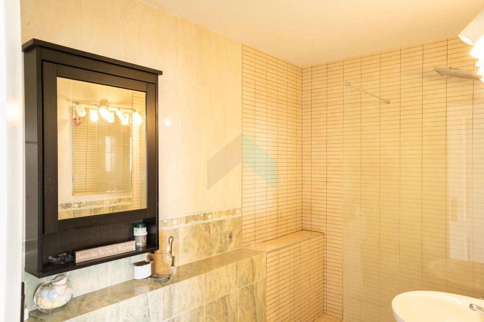 3 soveværelse Villa til salg i San Miguel de Abona med swimmingpool garage - € 420.000 (Ref: 9145256)