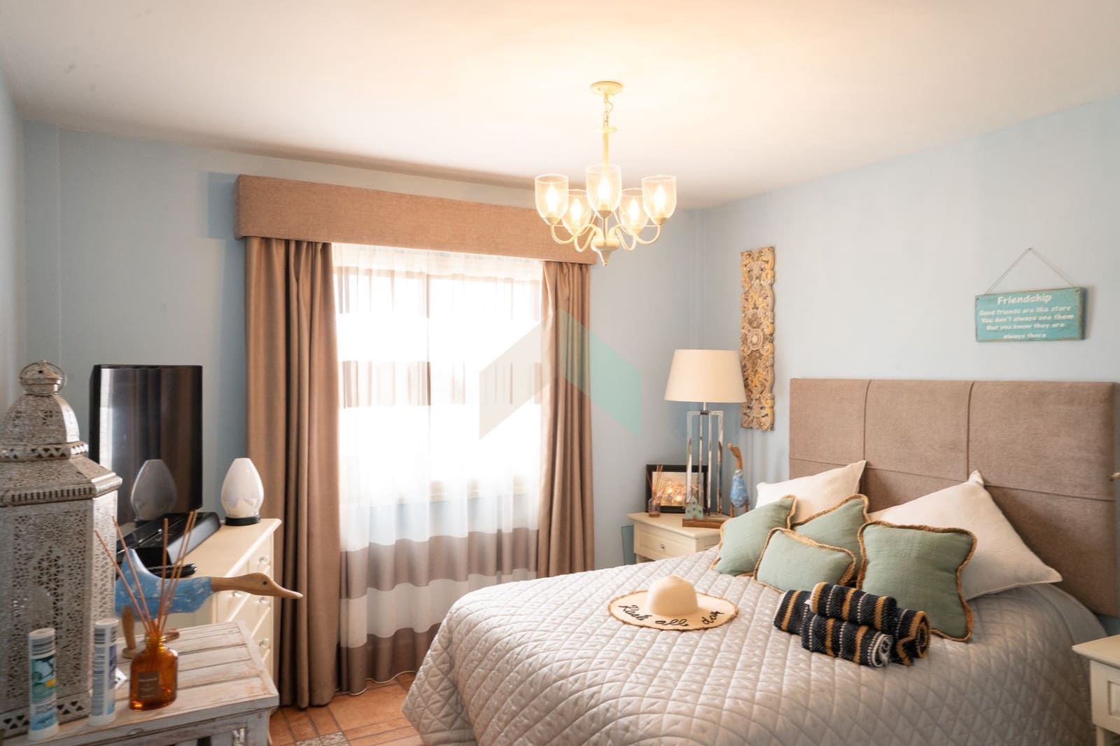 3 soveværelse Villa til salg i San Miguel de Abona med swimmingpool garage - € 420.000 (Ref: 9145256)