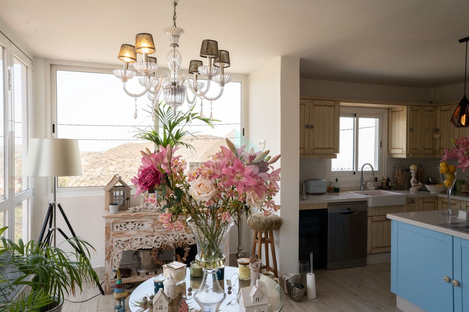 3 soveværelse Villa til salg i San Miguel de Abona med swimmingpool garage - € 420.000 (Ref: 9145256)