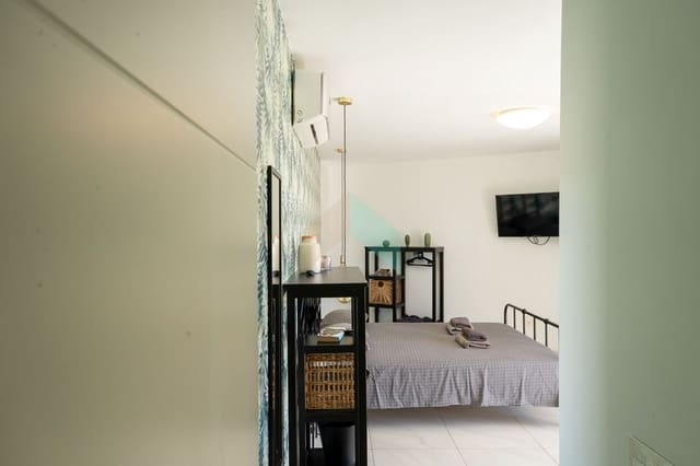 2 slaapkamer Appartement te koop in Costa Adeje, Adeje met zwembad - € 395.000 (Ref: 9322470)