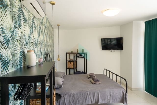 2 slaapkamer Appartement te koop in Costa Adeje, Adeje met zwembad - € 395.000 (Ref: 9322470)