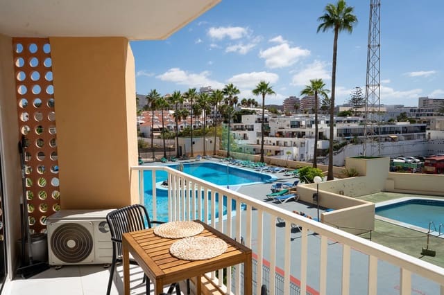 2 slaapkamer Appartement te koop in Costa Adeje, Adeje met zwembad - € 395.000 (Ref: 9322470)