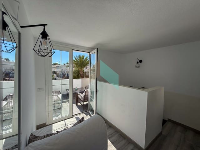 4 bedroom Townhouse for sale in Costa del Silencio, Arona with pool - € 315,000 (Ref: 9349034)