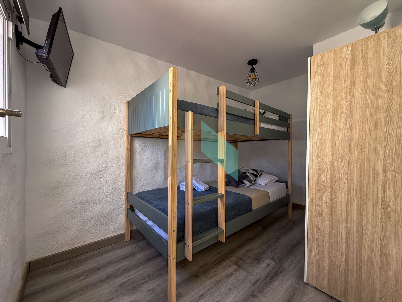 4 slaapkamer Huis te koop in Costa del Silencio met zwembad - € 315.000 (Ref: 9349034)