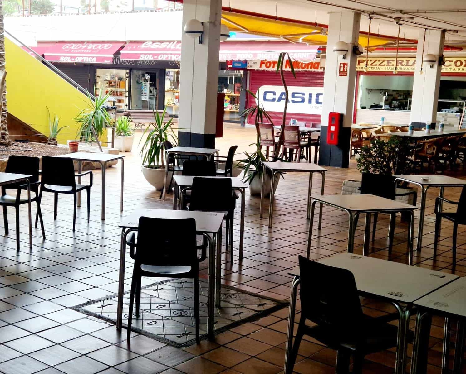 Kommersiell til salgs i Costa del Silencio - € 105 000 (Ref: 9355639)